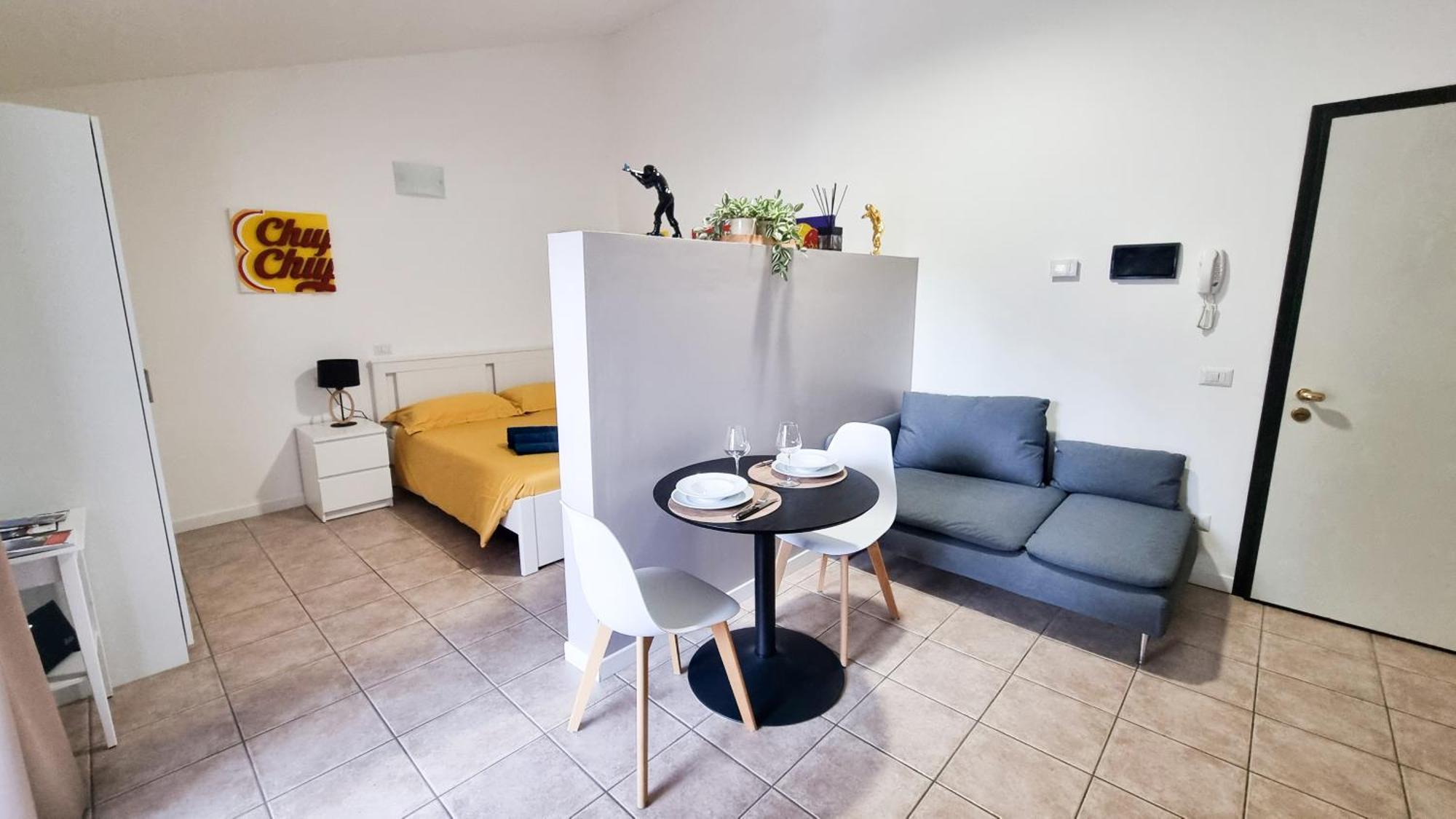 La Dell'artista Swimming Pool And Air Conditioning * Stresa